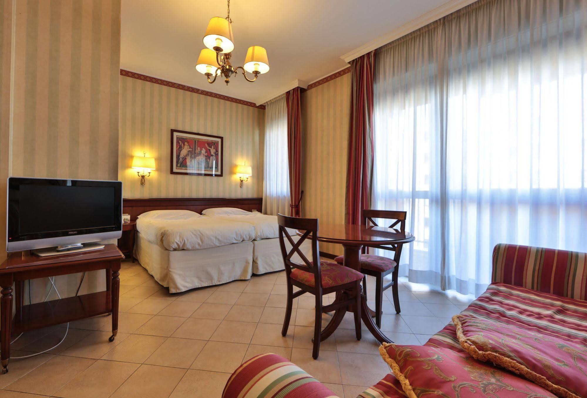Una Hotels Hotel & Residence Contessa Jolanda Milano Zewnętrze zdjęcie